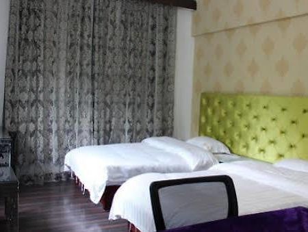 Guilin Jingyi Hotel Екстер'єр фото